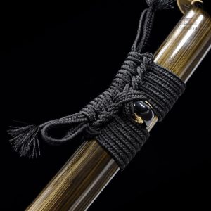 Katana japonais avec poignée en bois sculpté