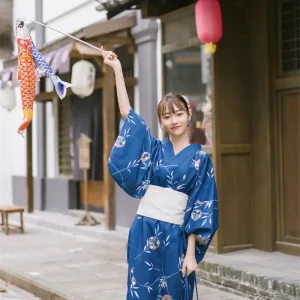 Kimono traditionnel japonais bleu pour femme
