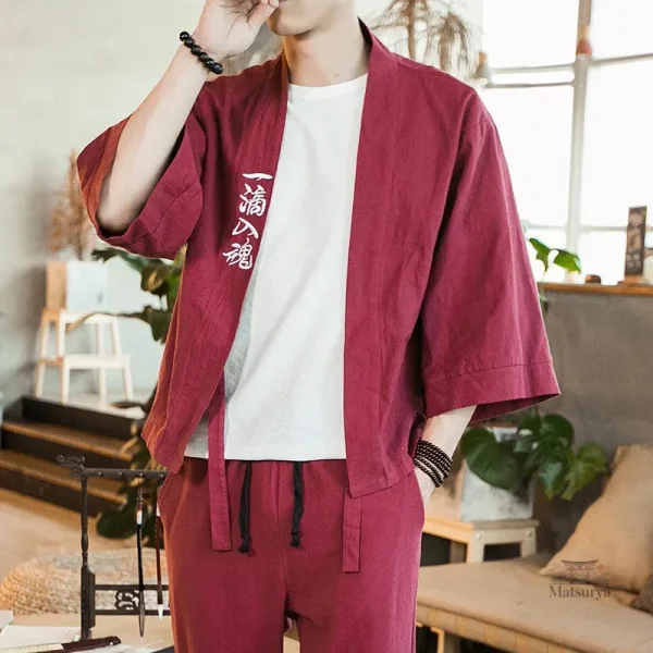 Vêtement traditionnel masculin, style kimono