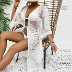 Kimono transparent idéal pour la plage