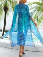 Kimono fendu idéal pour se détendre au bord de l'eau