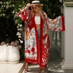 Kimono Japonais Femme aux motifs estivaux pour un look décontracté
