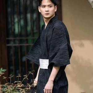 Kimono pour homme avec design classique et intemporel