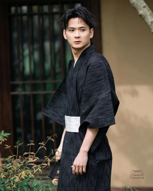 Kimono pour homme avec design classique et intemporel