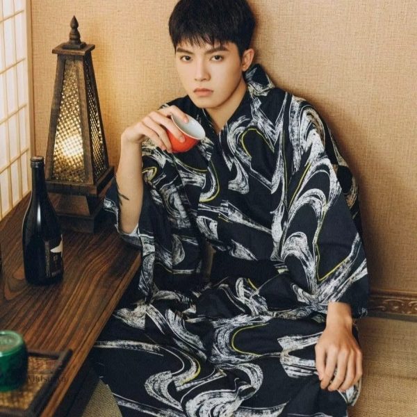 kimono-homme-confortable-1 Kimono homme confortable en tissu léger et élégant