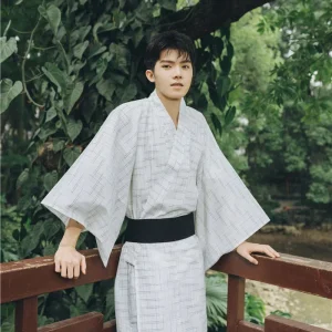 Kimono léger pour homme en été