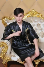 Kimono homme dragon à porter au quotidien