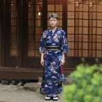 Vêtement traditionnel homme: kimono imprimé