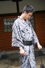 Vêtement kimono homme, confort et élégance