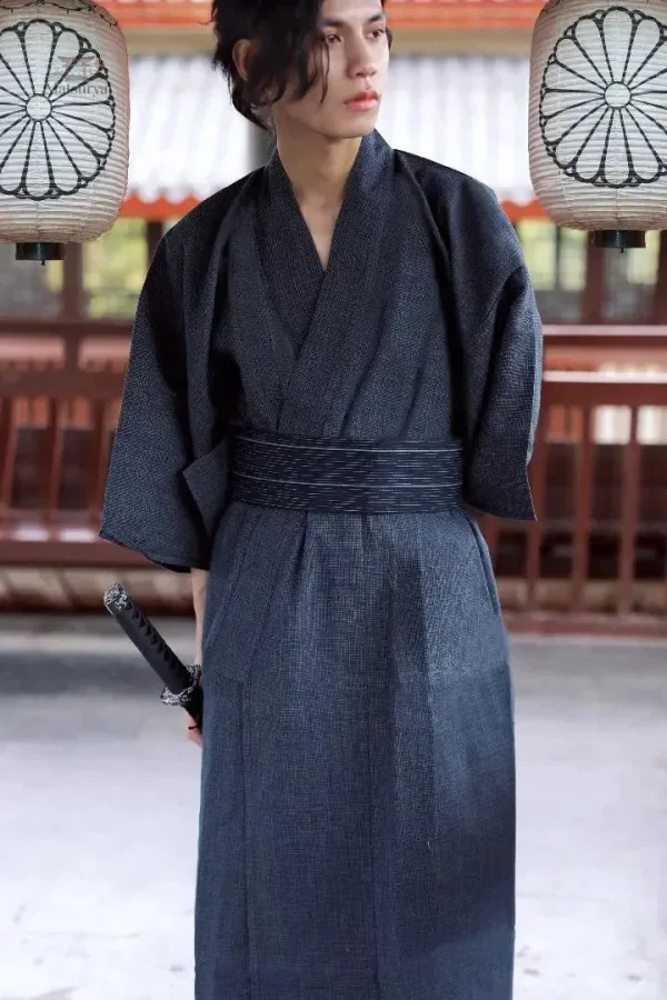 Kimono homme sobre en tissu traditionnel