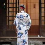 Vêtement traditionnel homme en satin