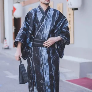 Kimono homme stylé traditionnel en tissu léger