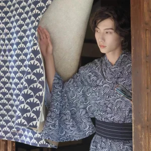Veste kimono masculine inspirée des vagues