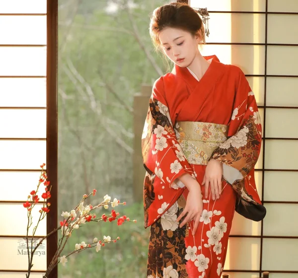 Kimono Rouge Femme pour un style japonais élégant