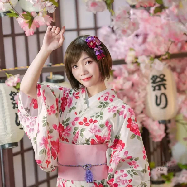 Vêtement traditionnel japonais, kimono féminin