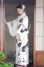 Kimono Japonais Femme Blanc Floral