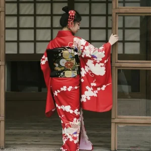 Kimono Japonais Femme Rouge élégant et traditionnel