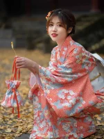 Vêtement Japonais élégant pour femme