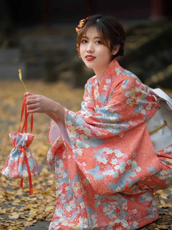 Vêtement Japonais élégant pour femme