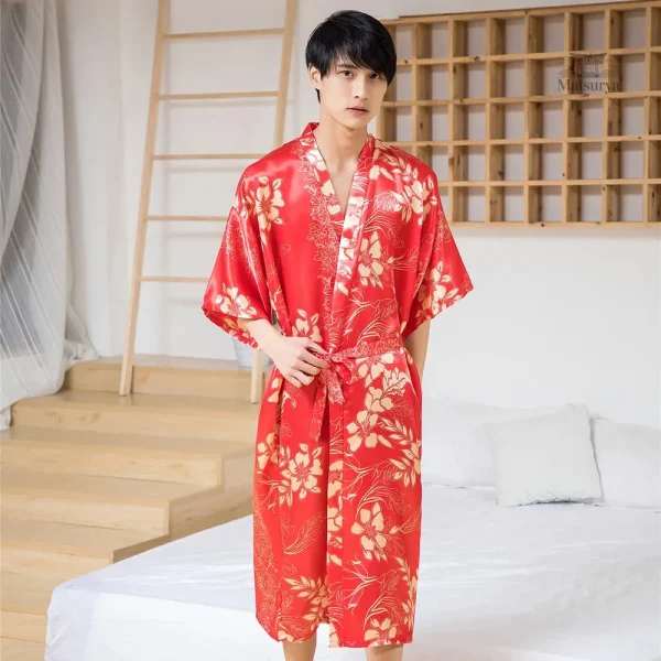 Vêtement traditionnel homme en satin