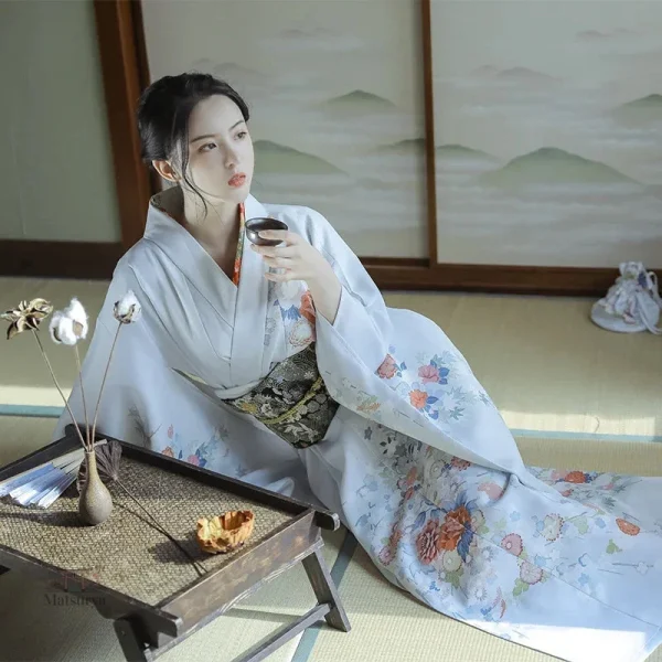 Kimono japonais femme, style classique et raffiné