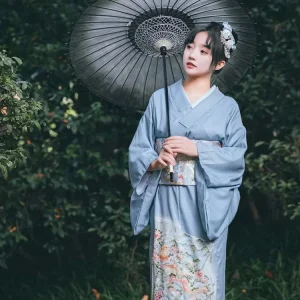 Kimono traditionnel bleu pour femme
