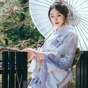 Kimono traditionnel femme violet