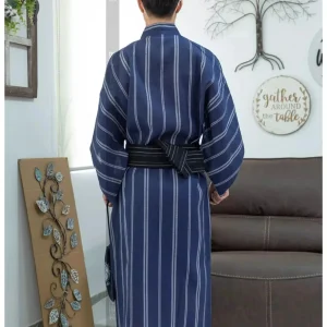 Vêtement traditionnel masculin léger en bleu rayé
