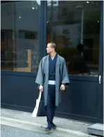 Kimono traditionnel homme élégant en couleur unie