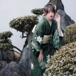 Kimono japonais élégant avec motifs culturels