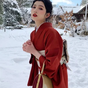 Kimono rouge uni traditionnel pour femme