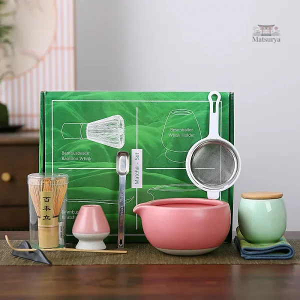 Ensemble d'ustensiles pour la préparation du matcha