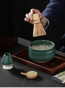 Accessoires traditionnels pour le thé matcha