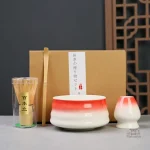 Ensemble de matcha avec ustensiles pour infusion parfaite