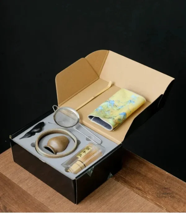 Ustensiles pour préparer du matcha traditionnel