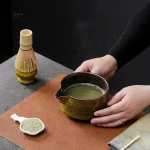 Ustensiles pour la préparation de matcha
