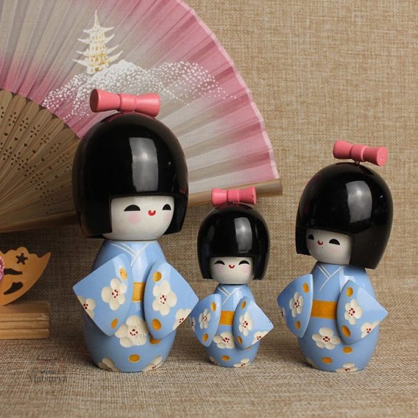 kokeshi-poupee-1 Poupée Kokeshi traditionnelle japonaise en bois