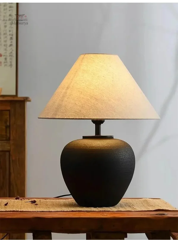 lampe-de-chevet-japonaise-minimaliste-1 Lampe de chevet japonaise minimaliste en bois naturel