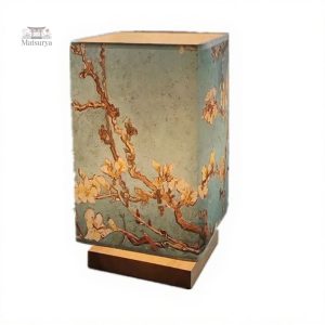 Élégante lampe japonaise avec motifs floraux bleus
