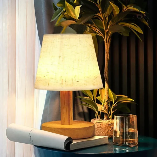 lampe-de-table-japonaise-en-tissu-raffinee-1 Lampe de Table Japonaise en Tissu