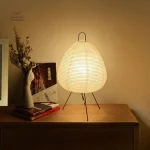 Lampe design japonaise élégante avec lumière douce