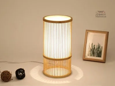 lampe-japonaise-de-table-en-bambou-minimaliste-1 Lampe de table japonaise en bambou minimaliste