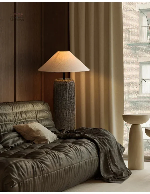 Élément de décoration japonaise en céramique