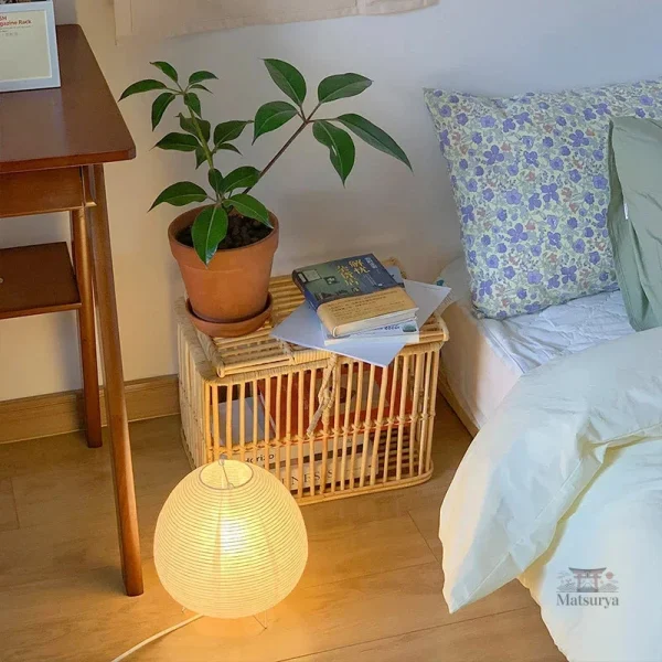Éclairage décoratif japonais en papier, style traditionnel