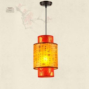 Lampe japonaise rouge élégante et traditionnelle