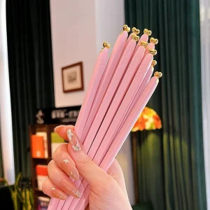 Baguettes japonaises élégantes et fonctionnelles