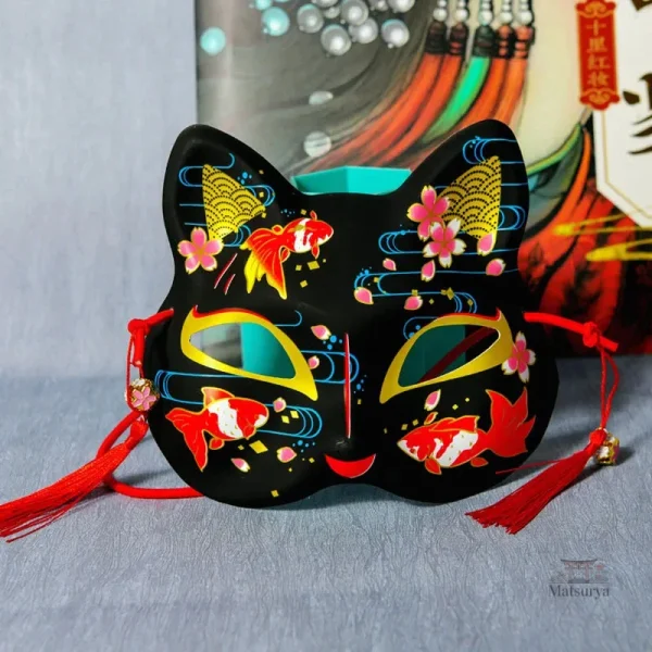 Masque Japonais coloré pour festivités