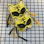Masque chat traditionnel japonais