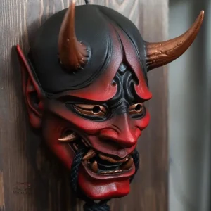Masque diable japonais traditionnel