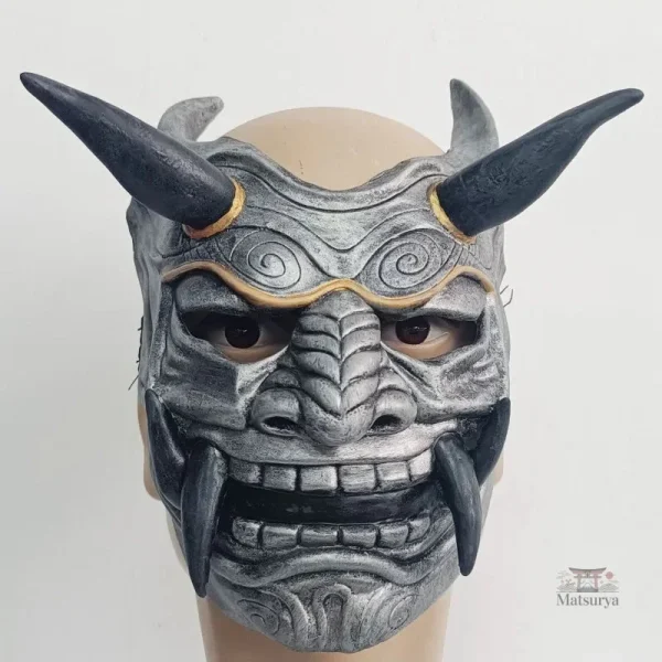 masque-guerrier-japonais-1 Masque guerrier japonais traditionnel en bois sculpté